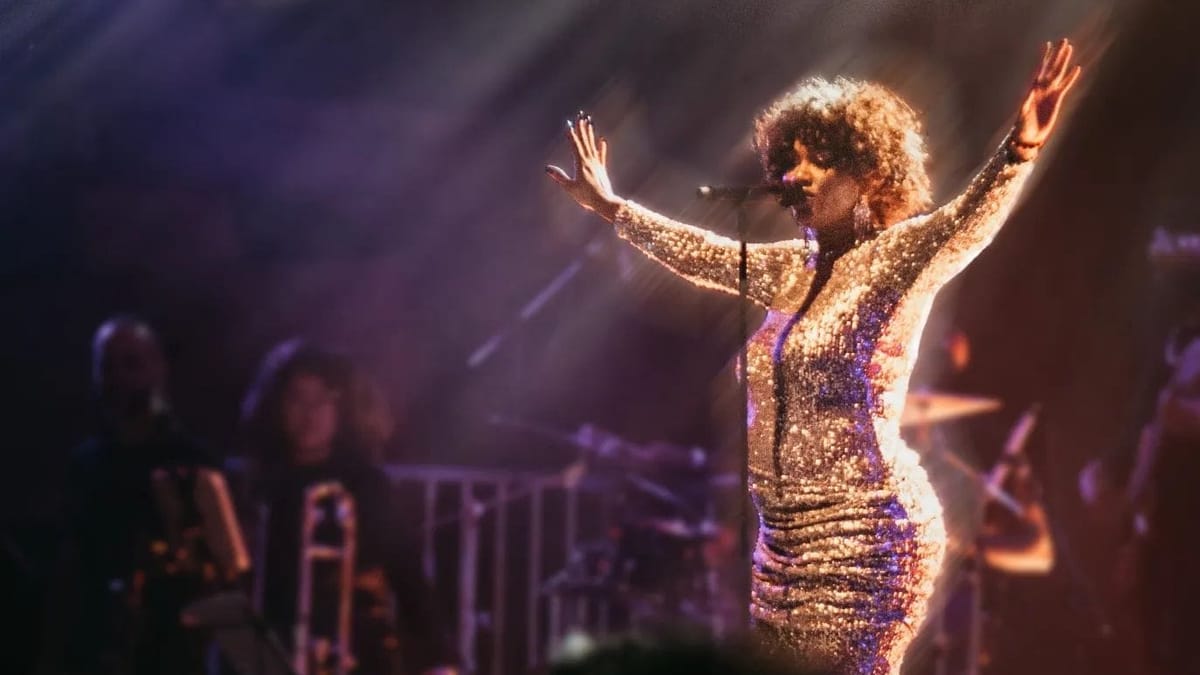 Cantora brasileira Luedji Luna se apresenta no TD Music Hall