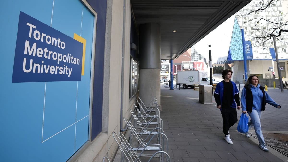 Ontário encerra congelamento de mensalidades no ensino superior e reduz bolsas do OSAP