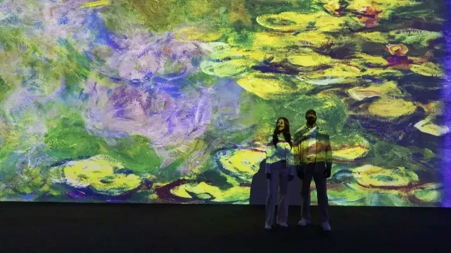 Monet ganha exposição imersiva com projeções em 360 graus