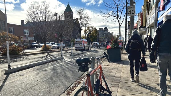 Ontário quer avançar com a remoção de ciclovias em Toronto