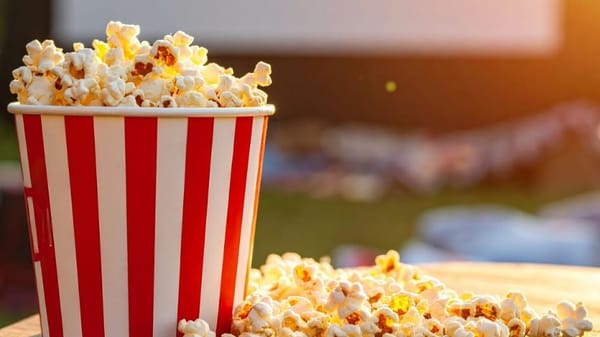 Hotel Sheraton exibe clássicos do cinema sob as estrelas