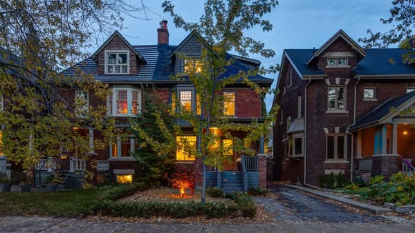 Dívidas com hipoteca já representam 8 em cada 10 dólares do endividamento das famílias no Canadá