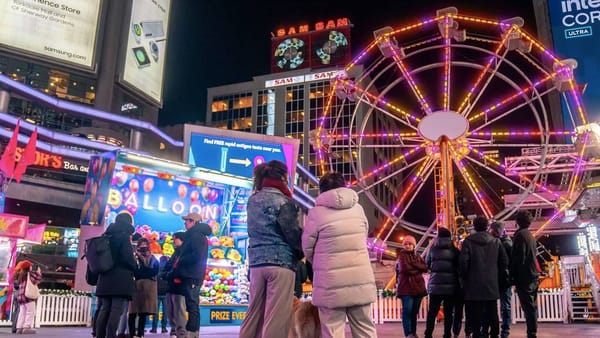 Roda-gigante e atrações de inverno chegam à Sankofa Square
