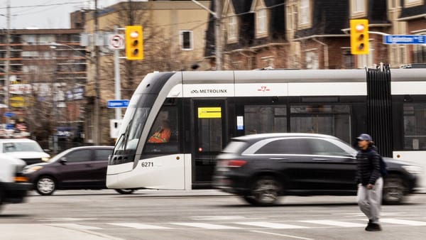 Após 15 anos de obras Linha 5 Eglinton Crosstown ganha data de abertura
