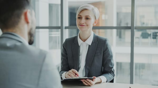 Novas regras de contratação entram em vigor em Ontário